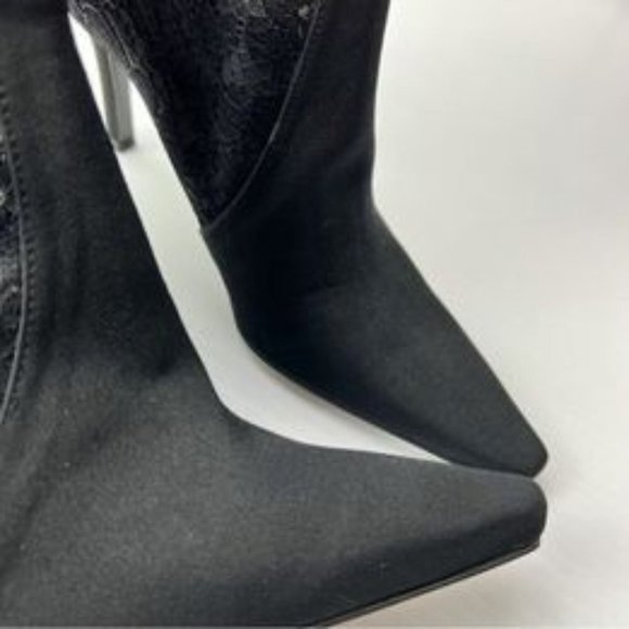 STUART WEITZMAN Ankle Boots Lace Pattern Lace Trim Embellishment Black size 7 - Picture 6 of 8